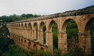 300px-Roman_aqueduct_Tarragona