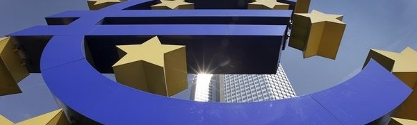 El-simbolo-del-Euro-en-la-sede_54186741277_51351706917_600_226