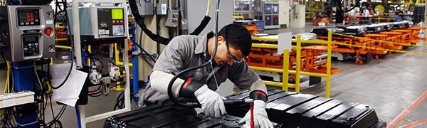 proizvodstvo_bateria_nissan_leaf